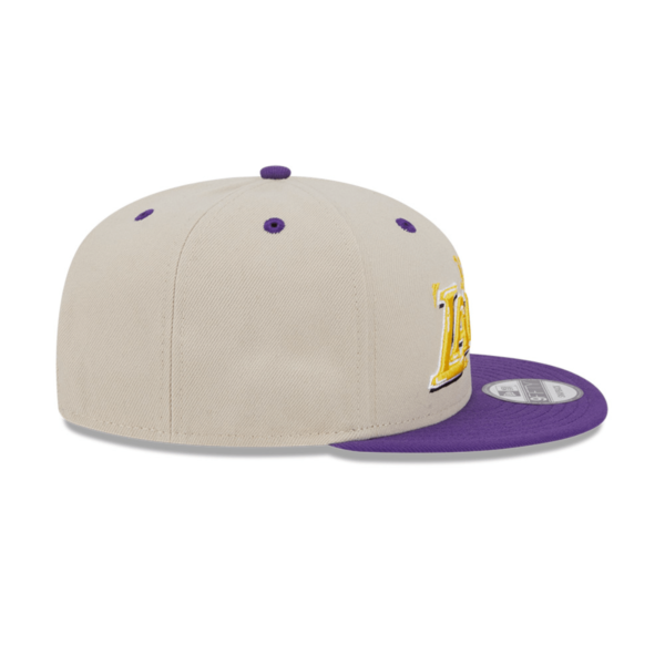 GORRA NEW ERA 9FIFTY LAKERS TEAM ART - Image 2