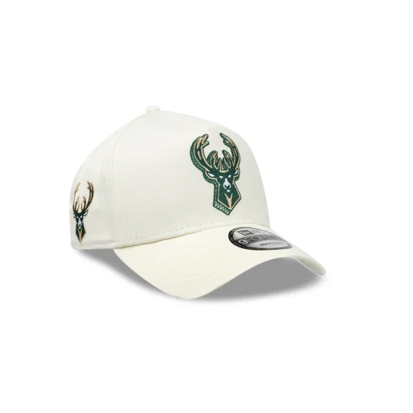 GORRA NEW ERA 9FORTY MILWAUKEE BUCKS TAN