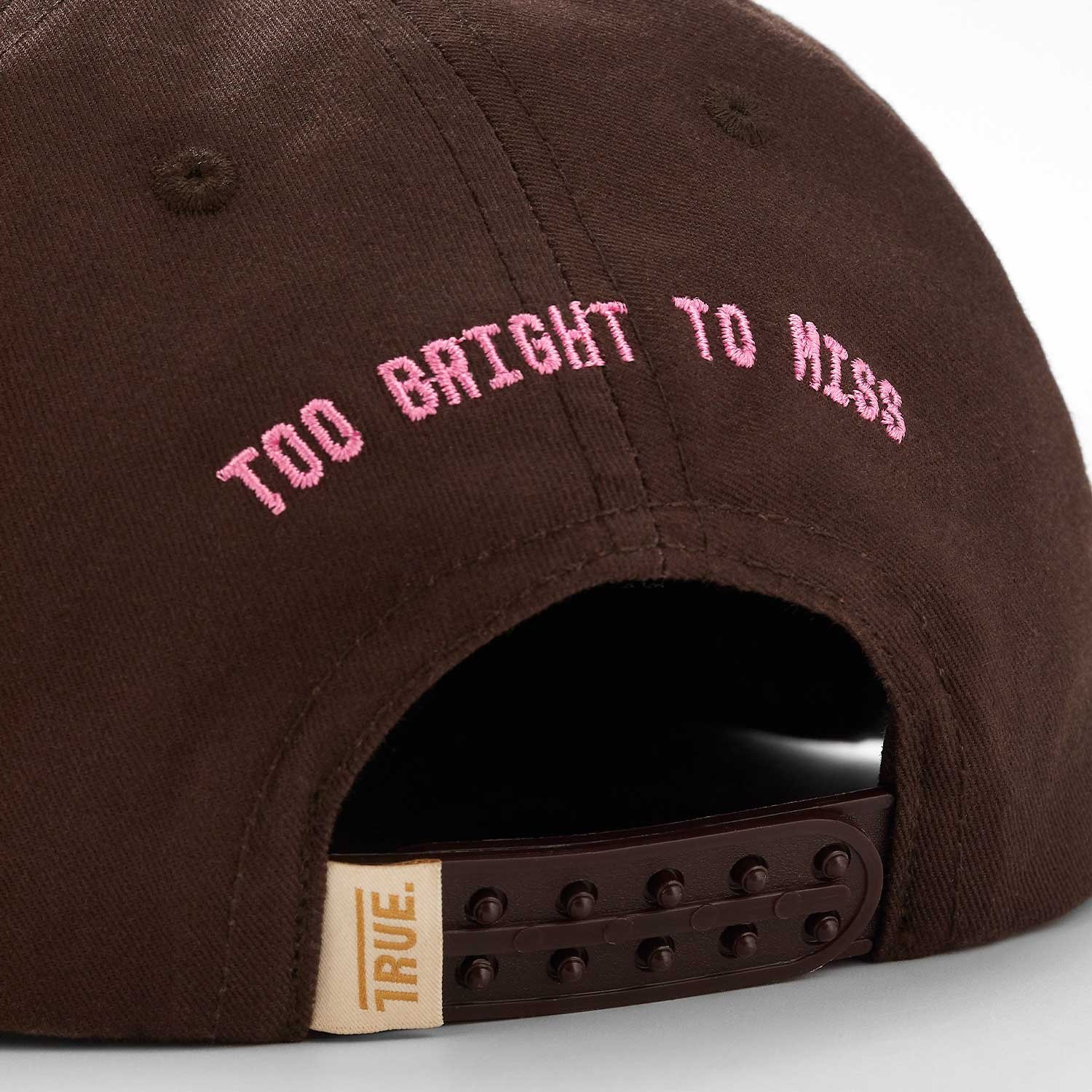 GORRA TRUE TOO BRIGHT GOLFER BROWN - Image 4