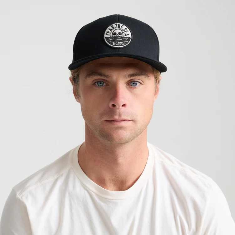 GORRA ROARK FEAR THE SEA SNAPBACK BLACK - Image 2